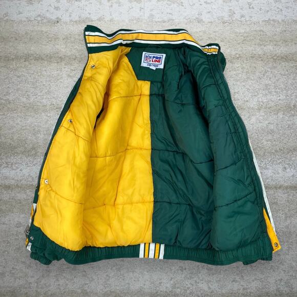 Vintage Green Bay Packers Puffer Starter Jacket Green Yellow Nylon Insulated 90s - Picture 4 of 13